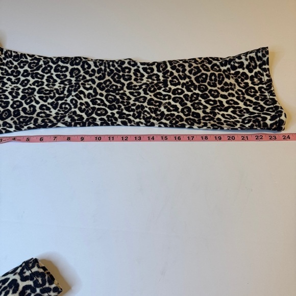 AFRM Leopard High-Waisted Zip Pocket Flare Bell Bottom Jeans/Pants size 26 - Picture 6 of 9